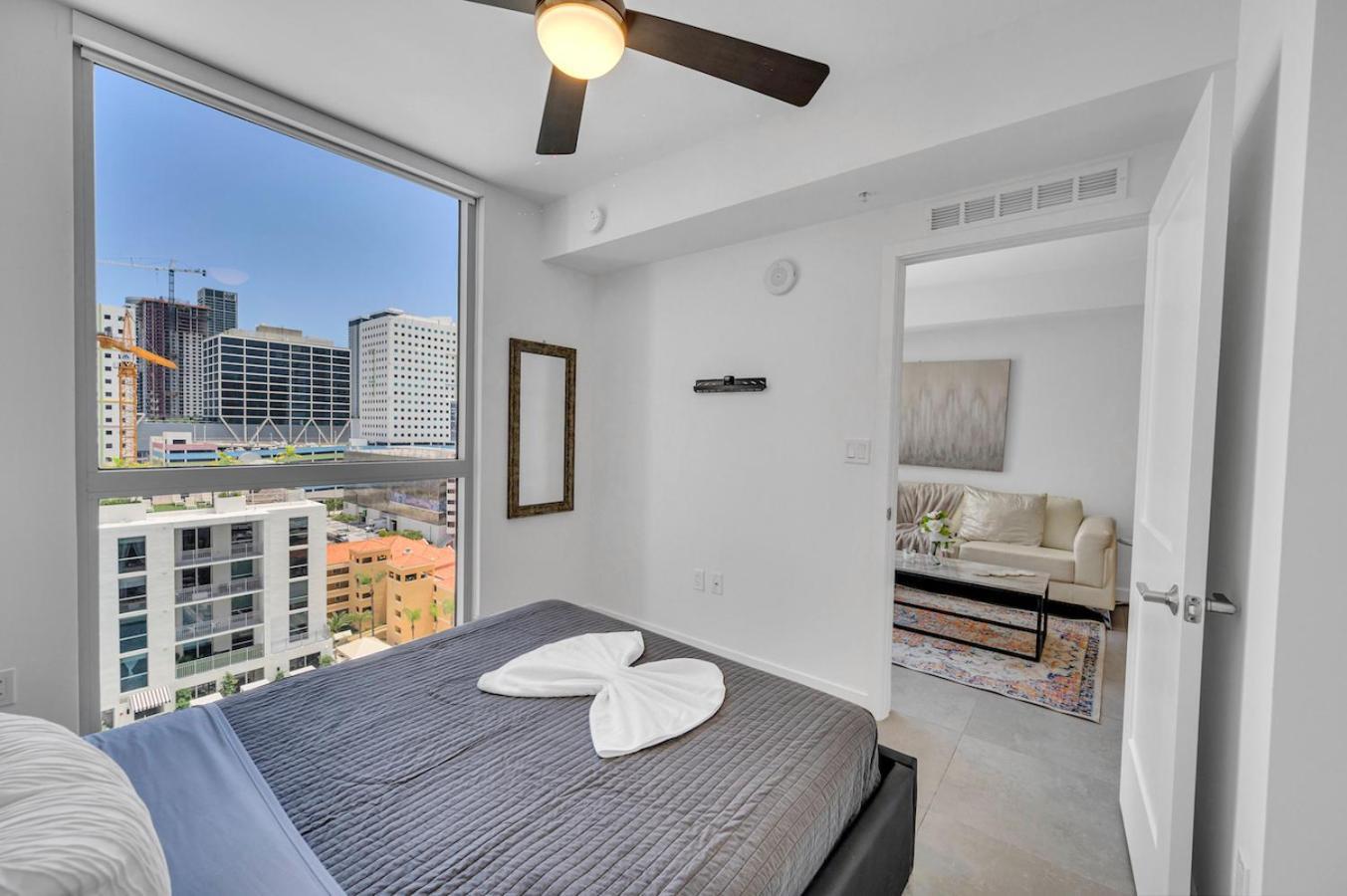 Amazing Unit In Downtown Miami With Free Parking Apartment Bagian luar foto